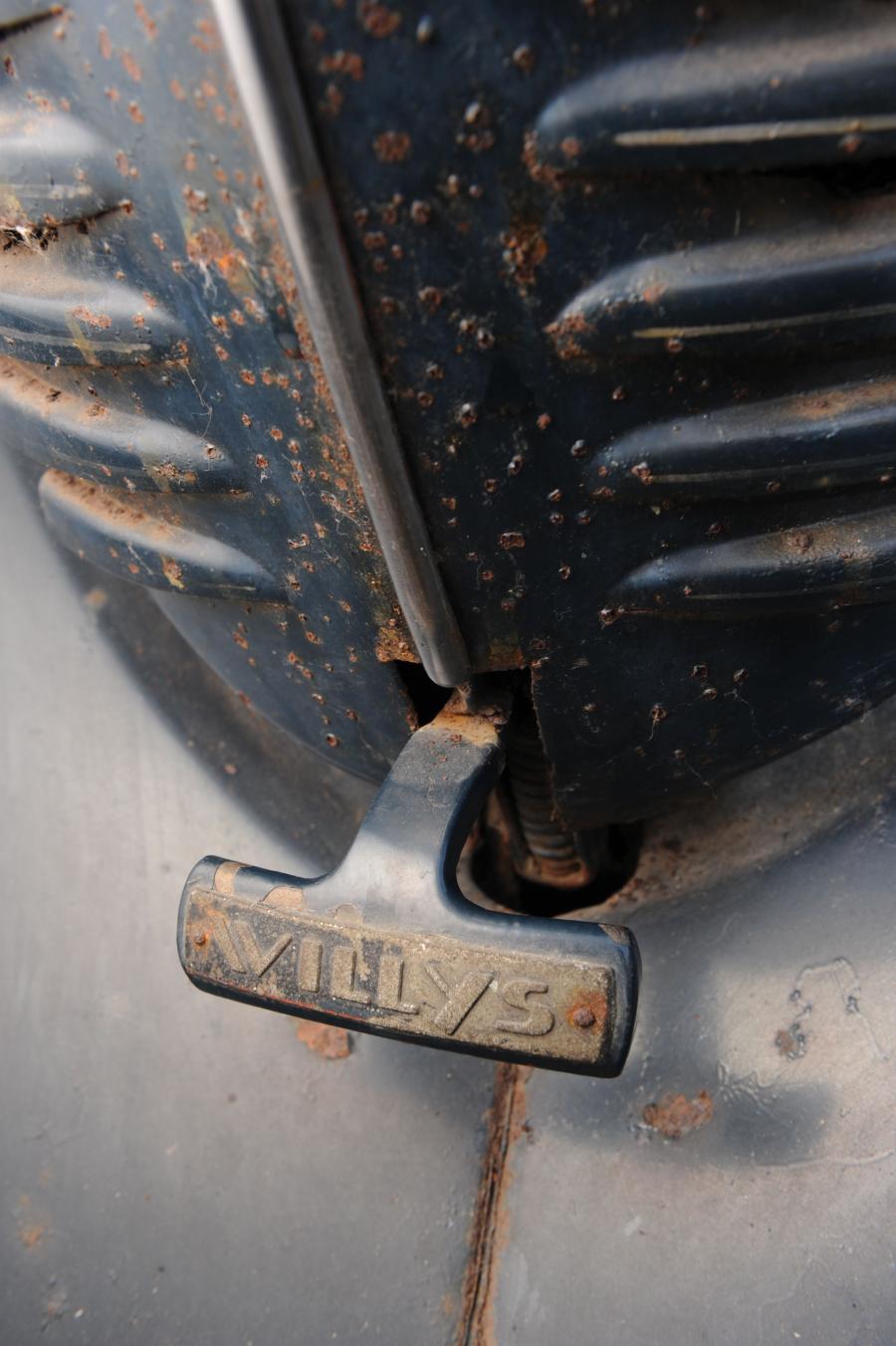 Детали экстерьера Willys Model 38 Sedan 1938 года  (фото 3 из 9)